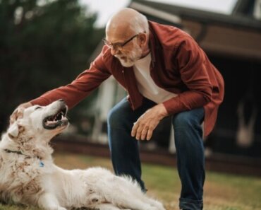 How Dogs Are Helping People with Alzheimer’s